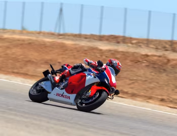 Honda RC213V-S '2015–pr.