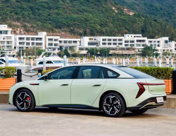 Hongqi EH7 (E001) '2024–н.ч.