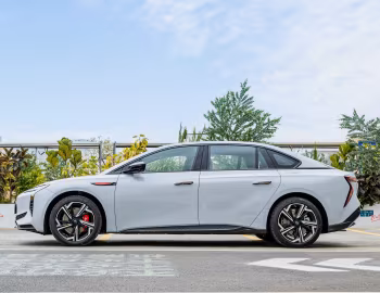 Hongqi EH7 (E001) '2024–н.ч.