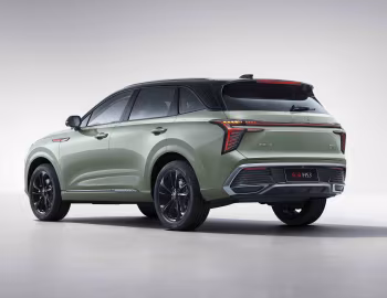 Hongqi HS3 (C001) '2023–н.ч.