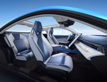 Интерьер Hozon Neta GT '2023–25