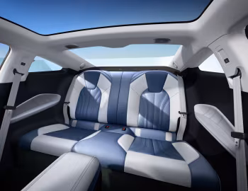 Интерьер Hozon Neta GT '2023–25