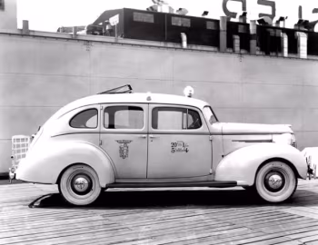 Hudson 112 Taxi Cab '1939
