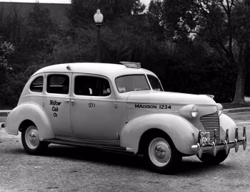 Hudson 112 Taxi Cab '1939