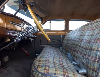 Интерьер 1949 Hudson Commodore Six Sedan