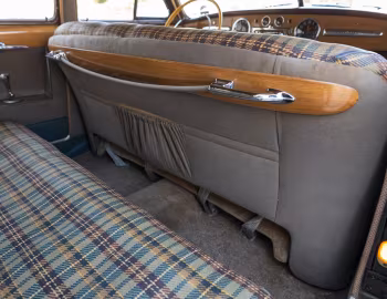 Интерьер 1949 Hudson Commodore Six Sedan