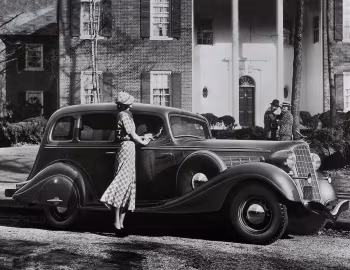 1935 Hudson DeLuxe Eight Sedan (Series HU)