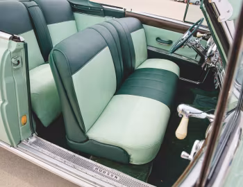 Интерьер 1952 Hudson Hornet Convertible Brougham (7В)