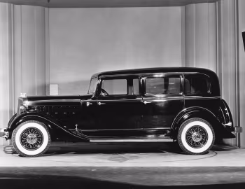 1933 Hudson Pacemaker Major Eight Touring Sedan (Series L)