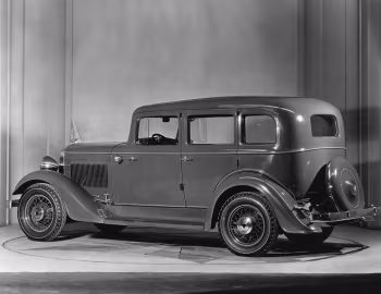 1933 Hudson Super Six Sedan (Series E)