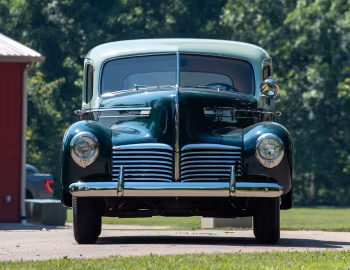 1941 Hudson Six De Luxe Touring Sedan (10P)