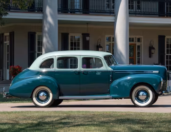 1941 Hudson Six De Luxe Touring Sedan (10P)