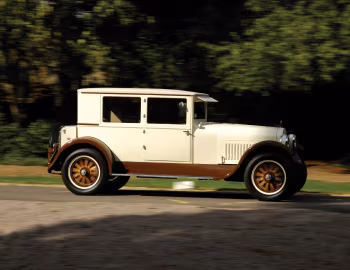 1924 Hudson Super Six Coach