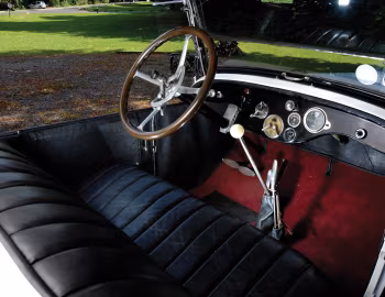 Интерьер 1921 Hudson Super Six Phaeton