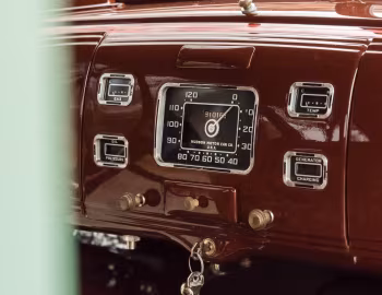 Комбинация приборов 1937 Hudson Terraplane DeLuxe Utility Coupe