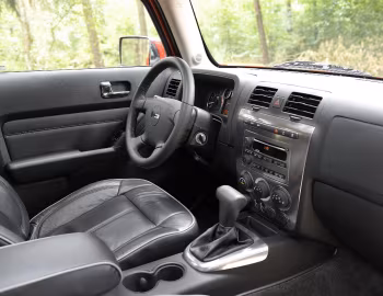 内饰 Hummer H3 V8 [Worldwide] '2008–10