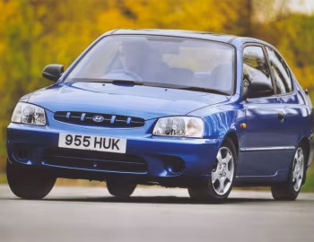 Hyundai Accent 3-door [UK-spec] '2000–03
