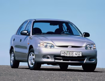 Hyundai Accent Sedan [Worldwide] '1996–2000