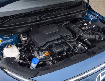 Sous la capuche Hyundai Bayon [UK-spec] '2024–pr.