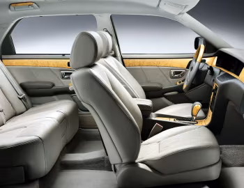 Интерьер Hyundai Centennial '2003–08
