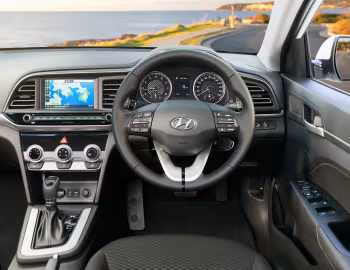 Торпедо Hyundai Elantra Active [Australia] (AD) '2018–20