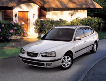Hyundai Elantra Hatchback [Worldwide] (XD) '2000–03