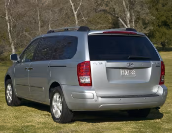 2006–09 Hyundai Entourage [North America] '2006–09