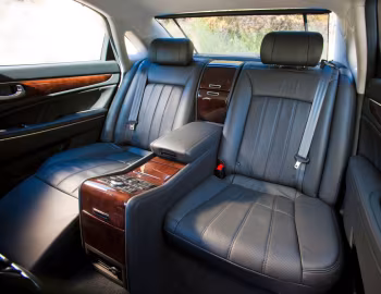 Интерьер 2011–13 Hyundai Equus [North America] '2010–13