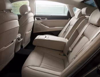 Интерьер 2015–16 Hyundai Genesis [North America] (DH) '2014–16
