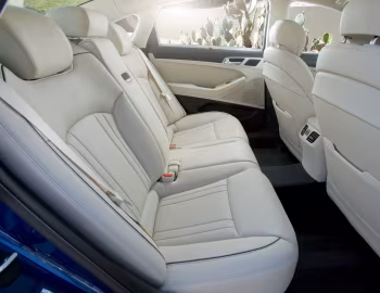 Интерьер 2015–16 Hyundai Genesis [North America] (DH) '2014–16