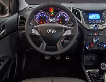 Торпедо Hyundai HB20X '2013–15