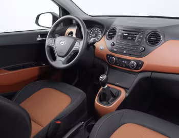 Интерьер Hyundai i10 [Worldwide] '2013–16