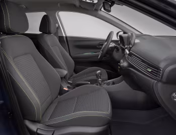 Интерьер Hyundai i20 Hybrid [Worldwide] (BC3) '2020–23