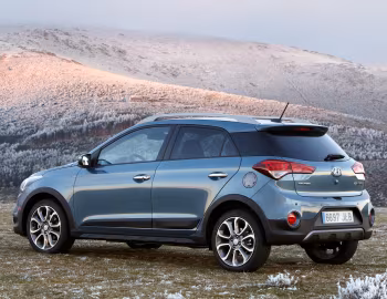 Hyundai i20 Active [Worldwide] (GB) '2015–18