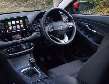 Интерьер Hyundai i30 [UK-spec] (PD) '2017–18