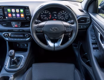 Торпедо Hyundai i30 [UK-spec] (PD) '2017–18