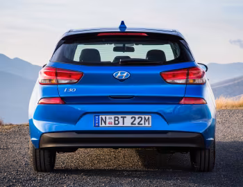 Hyundai i30 Active [Australia] (PD) '2017–20