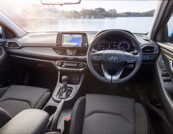Торпедо Hyundai i30 Active [Australia] (PD) '2017–20