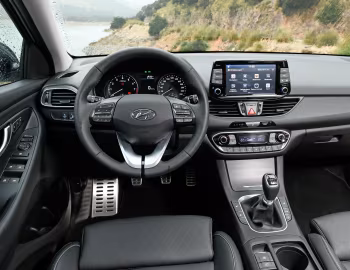 Передня панель Hyundai i30 Fastback [Worldwide] (PD) '2017–20
