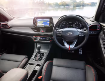 Торпедо Hyundai i30 SR [Australia] (PD) '2017–20
