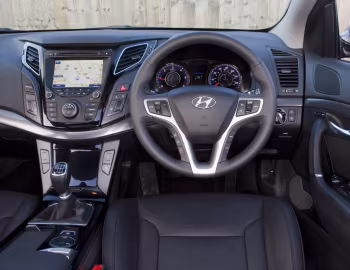 中控台 Hyundai i40 [UK-spec] '2012–15
