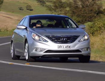 Hyundai i45 (YF) '2010–14