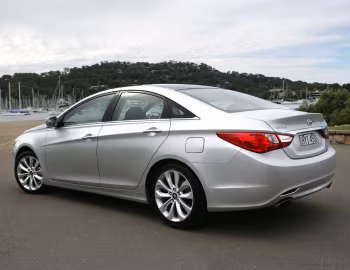 Hyundai i45 (YF) '2010–14