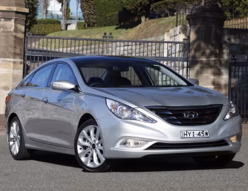 Hyundai i45 (YF) '2010–14