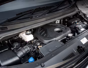 Под капотом Hyundai i800 '2016–18