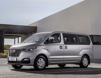 Hyundai i800 '2018–21