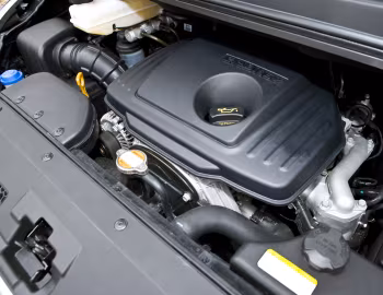 Under The Hood Hyundai i800 '2008–16