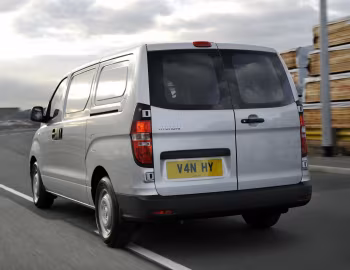 Hyundai iLoad [UK-spec] '2009–16