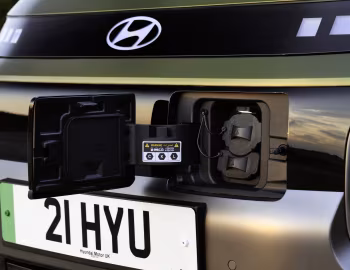 Hyundai Inster Cross [UK-spec] '2025–pr.
