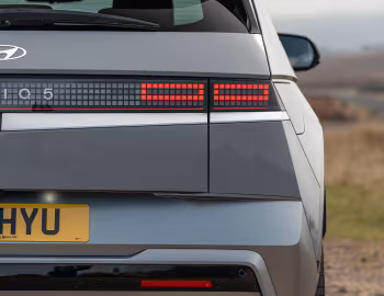 Hyundai IONIQ 5 [UK-spec] '2024–pr.
